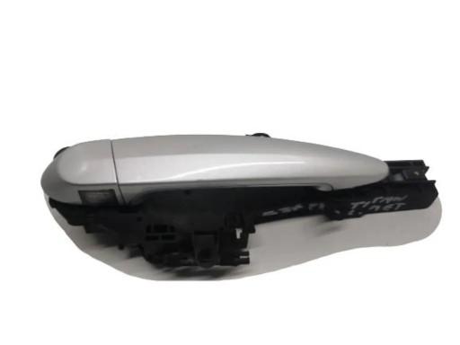 6933278 - BMW E87 Lift ручка дверей права задня TITANSILBER 354/7