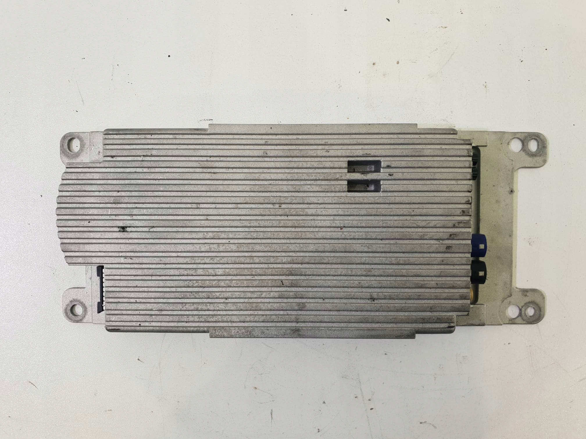 3 07r - BMW E90 E91 модуль COMBOX 9244199