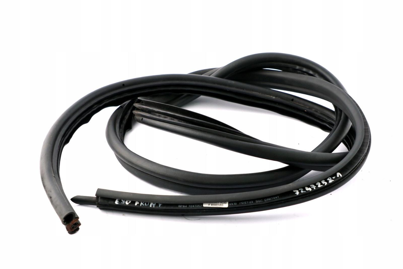 7247258 - BMW E90 E91 уплотнение двери П / Л ПД