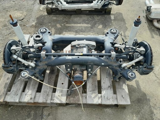 Bmw e90 m3 v8 4.0 ззаду ліва задня частина