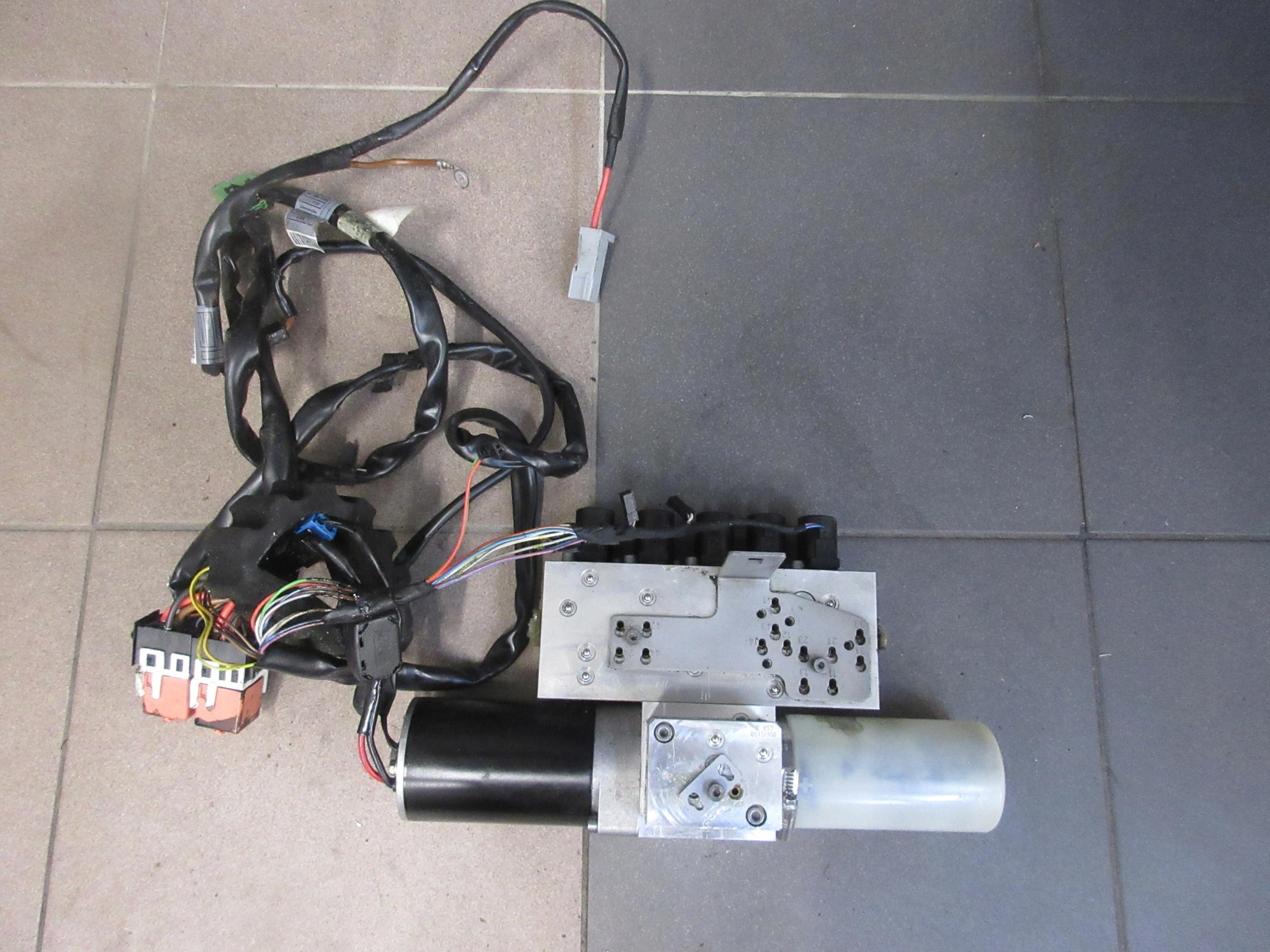 7128780 HB71050-002 - BMW E93 гідравлічний насос даху кабріолет