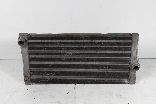 BMW F01 F02 F07 F10 F11 3.5i 4.0i водяний радіатор 8515756