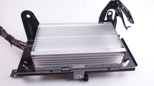 9312590 - BMW F01 усилитель Harman