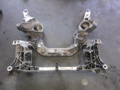 BMW F10 F07 F01 F06 F12 4X4 БАЛКА ПЕРЕДНЕЙ ПОДВЕСКИ БОКОВАЯ 31116799321