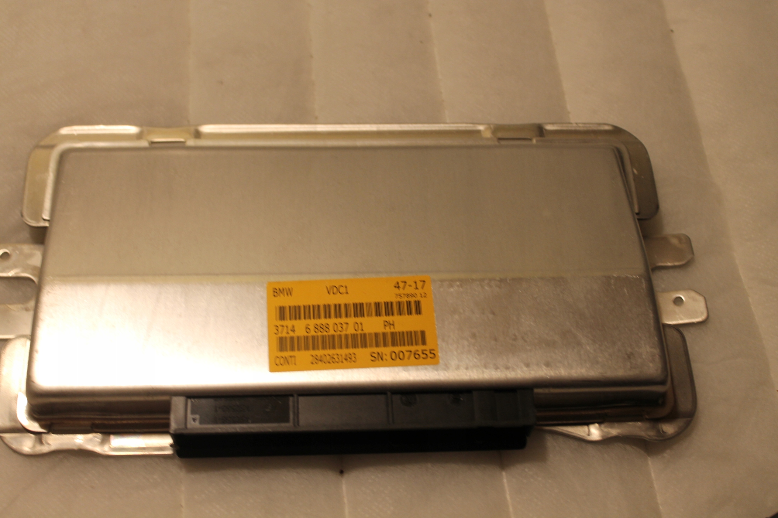 BMW F10 F11 модуль підвіски VDP 6888037 F07