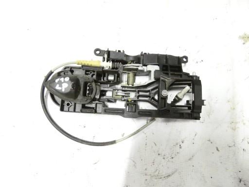 7265083 - BMW F10 F11 кронштейн підстава ручки ліва передня