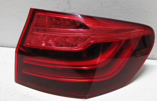 Bmw f11 lift 2.5 d 14r правий задній ліхтар європа