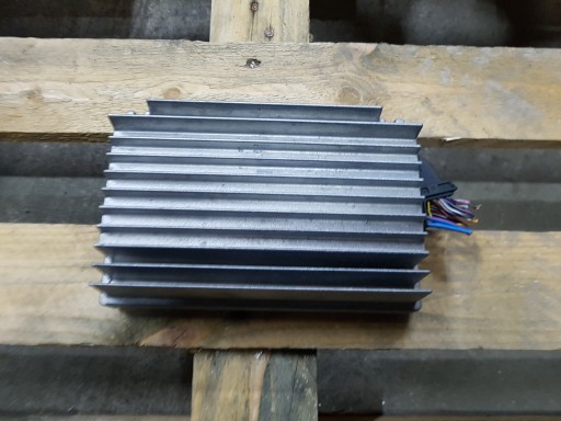 BMW F20 F21 F22 усилитель HIFI 9322687