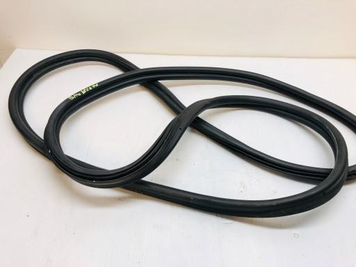 BMW F20 F21 прокладка крышки багажного отсека