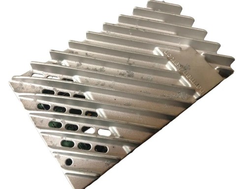 BMW F21 F22 усилитель Harman KARDON 6846905