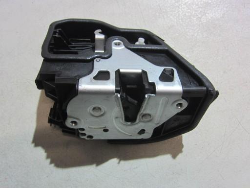 BMW F30 F10 E70 X3 замок двери передний правый 7229458