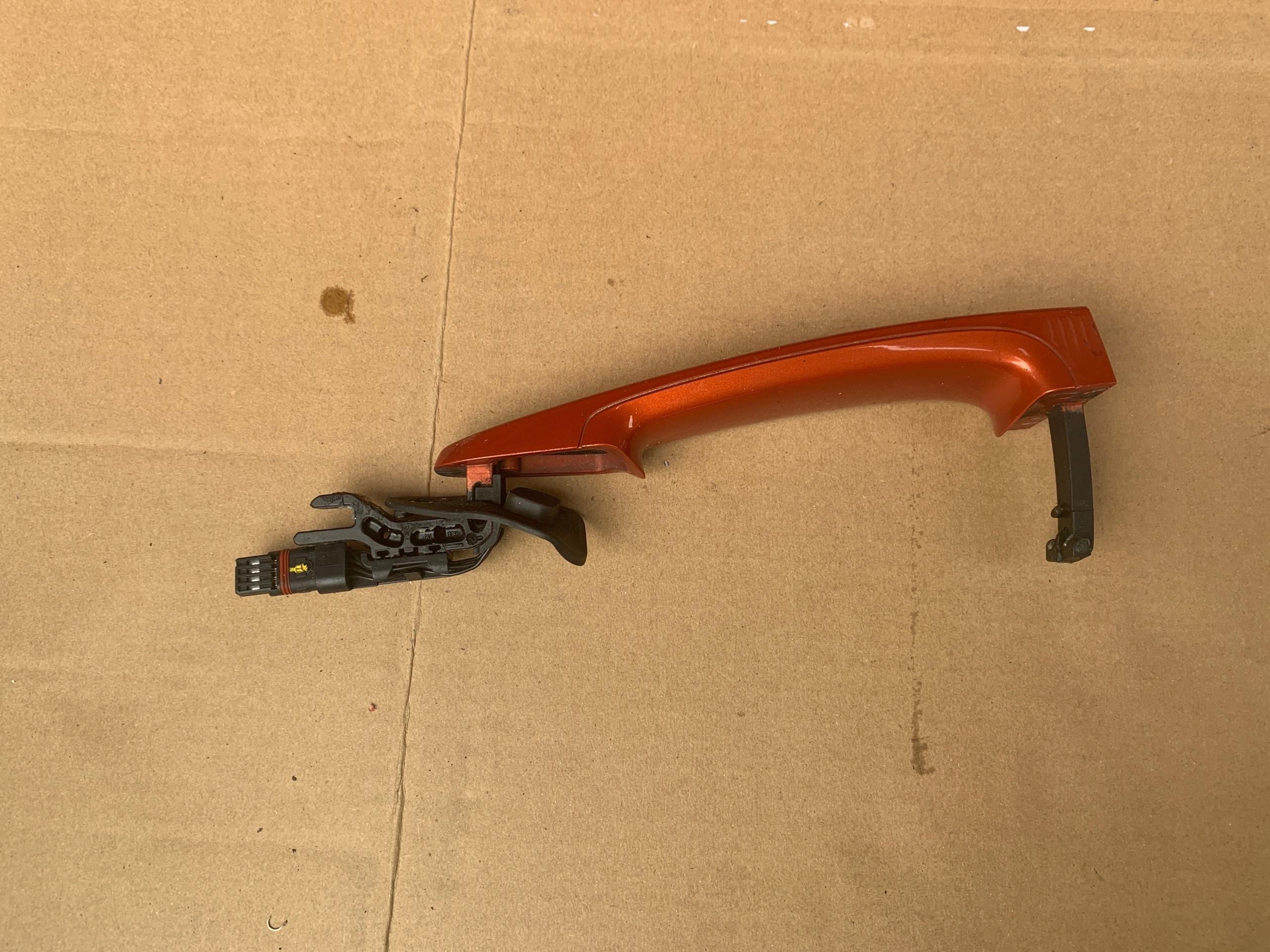 BMW F30 F31 ручка двери правая Европа KEYLESS 7329376