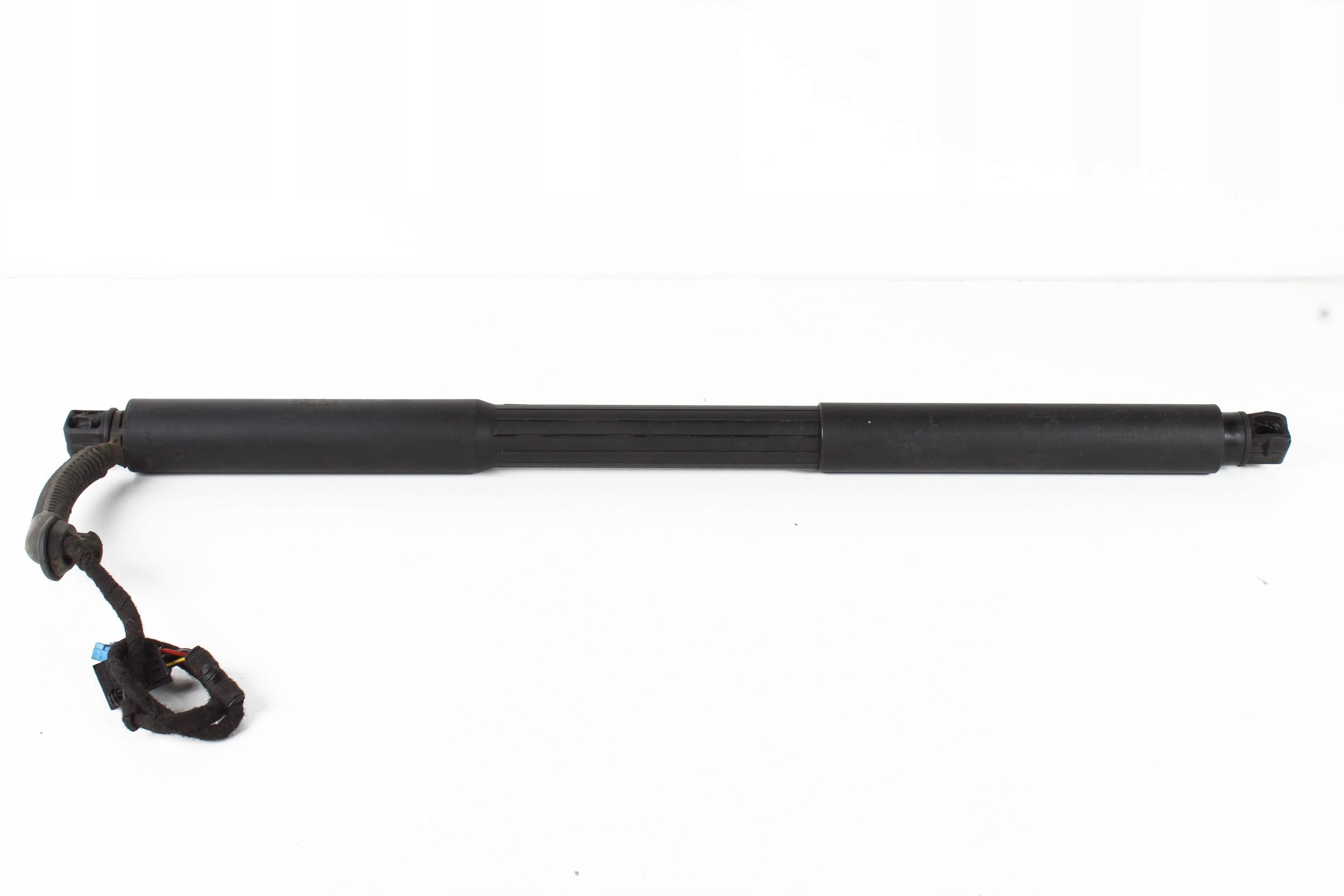 7432373 - BMW F31 привод крышки багажника электрический левый