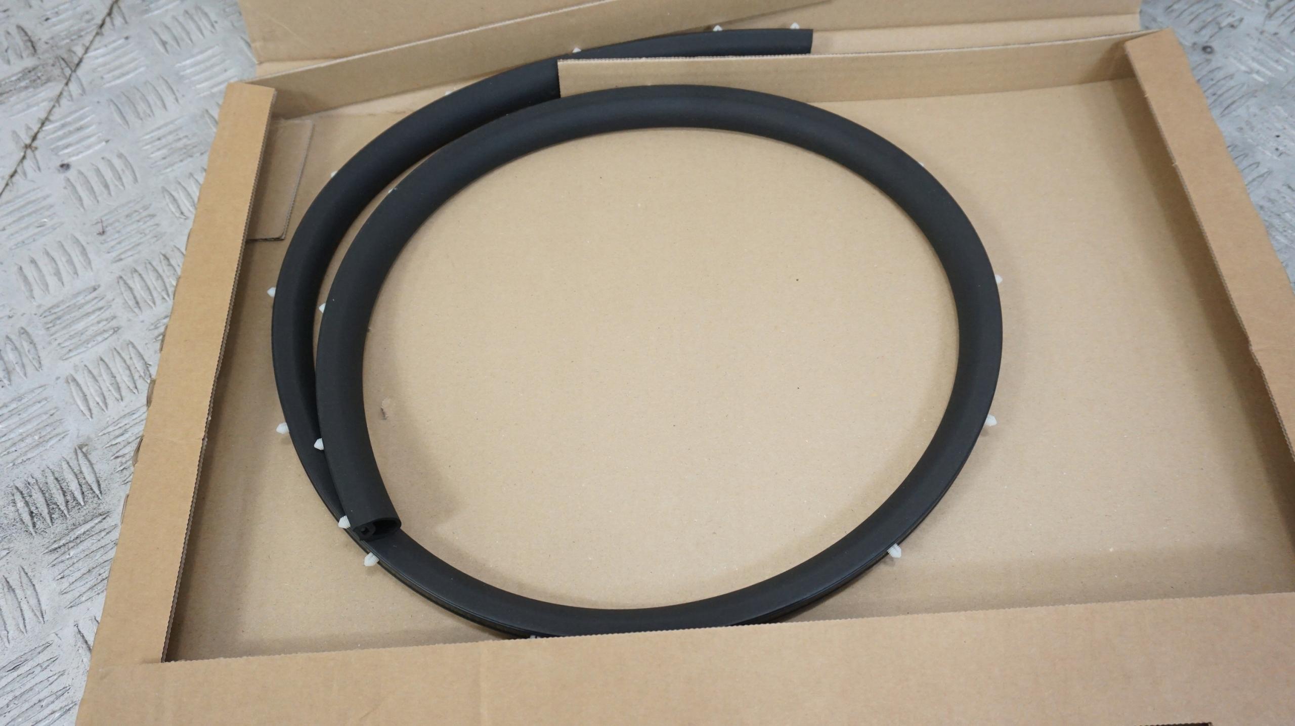 BMW F32 F33 ущільнення дверей ПП ПД 7279738