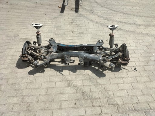 145R665H5 - Bmw f36 sled straller back