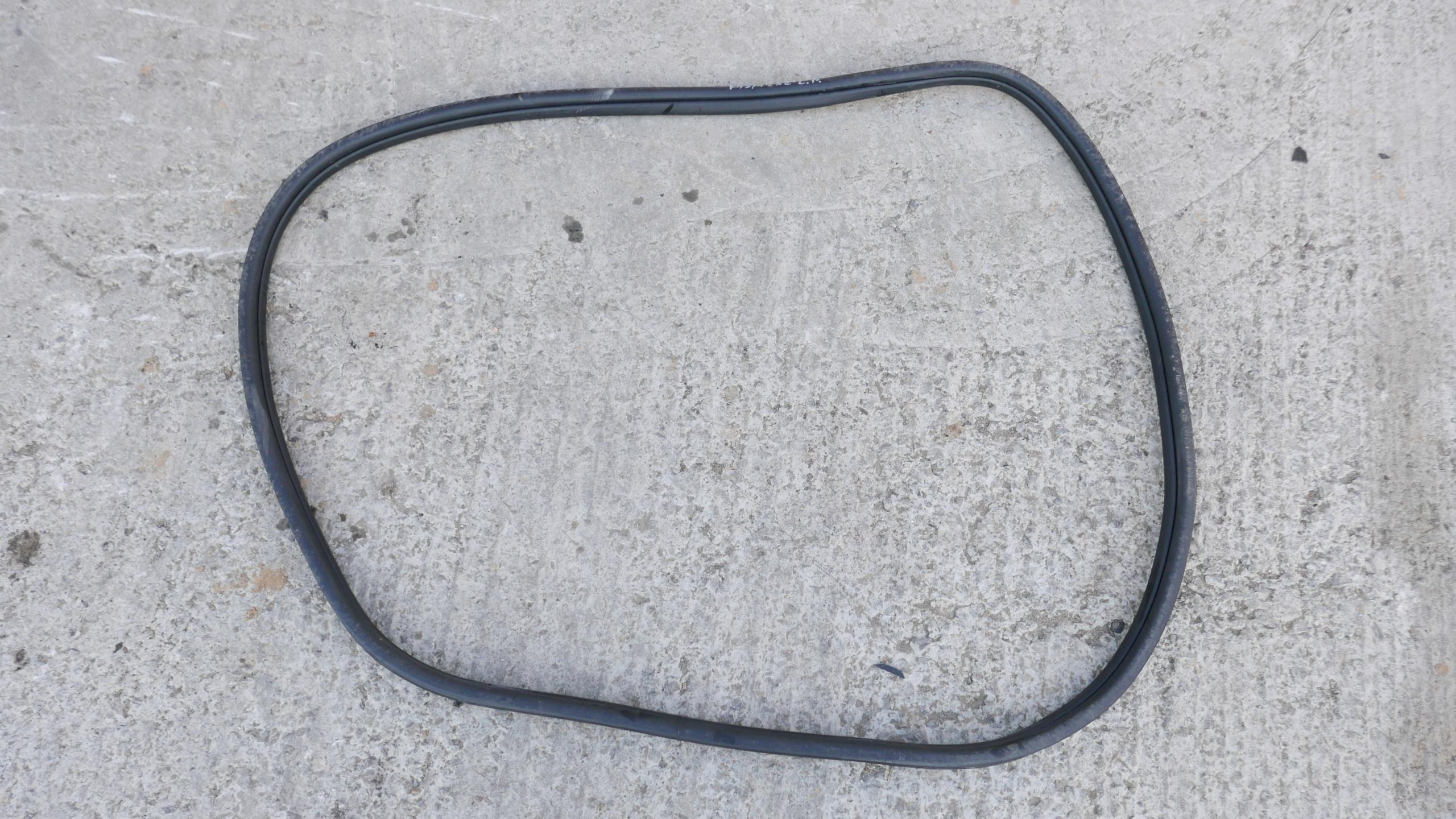 BMW F39 X2 ущільнення дверей ПД л 7420830