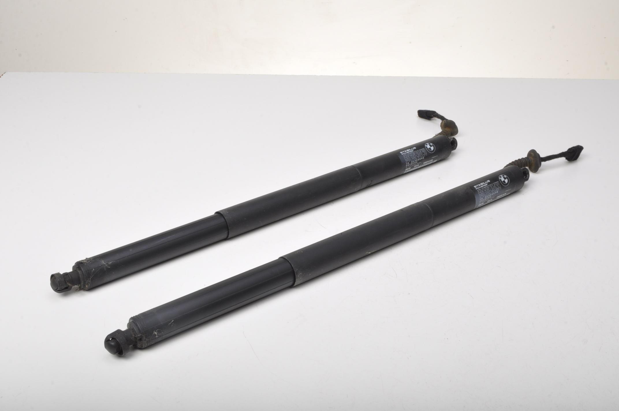 7365979 - BMW F46 GT приводи Телескопічні заслінки в зборі
