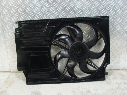 BMW F48 F46 F45 вентилятор радиатора 7617608