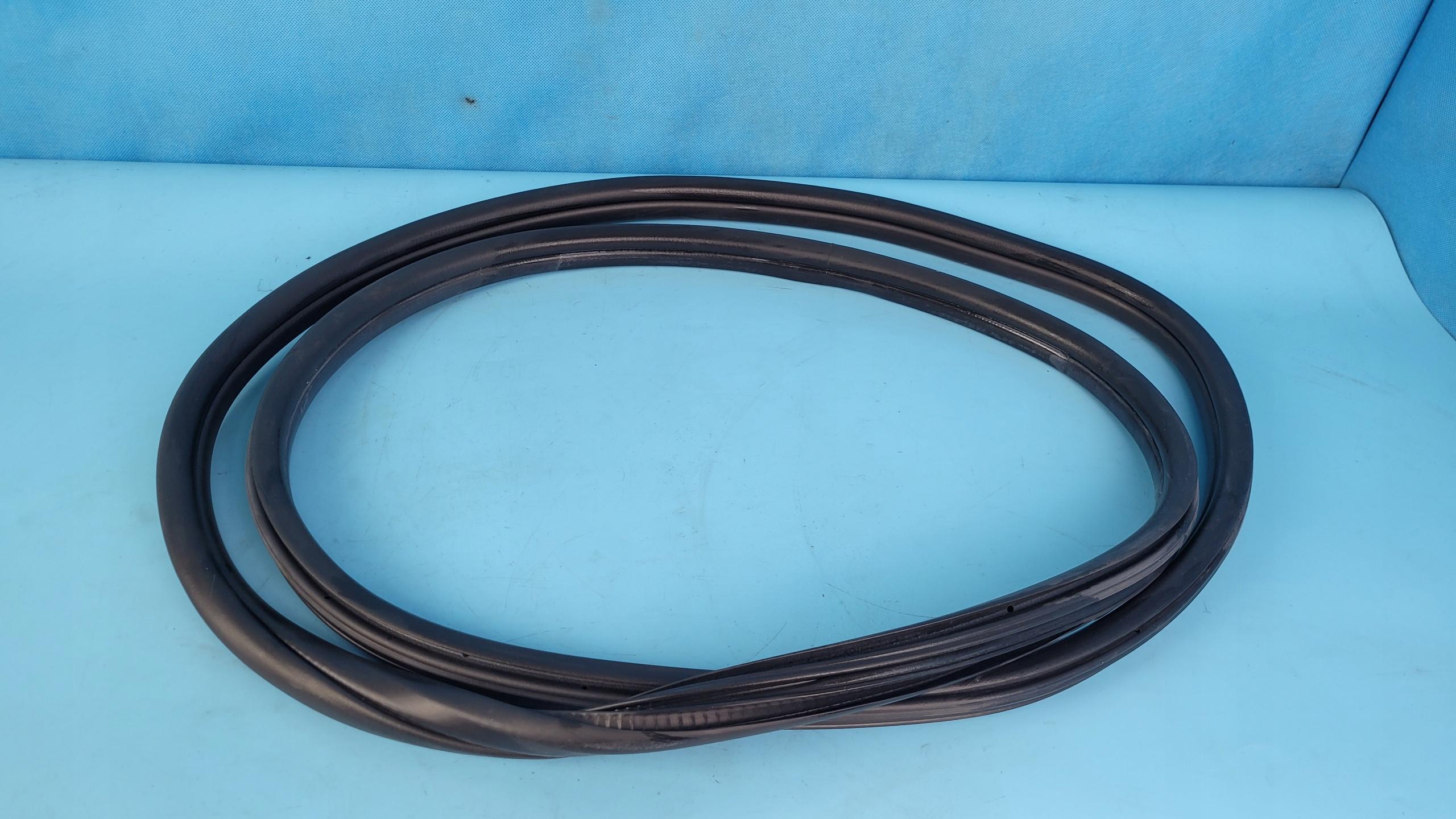 BMW F48 X1 ущільнення дверей ПД 7349628