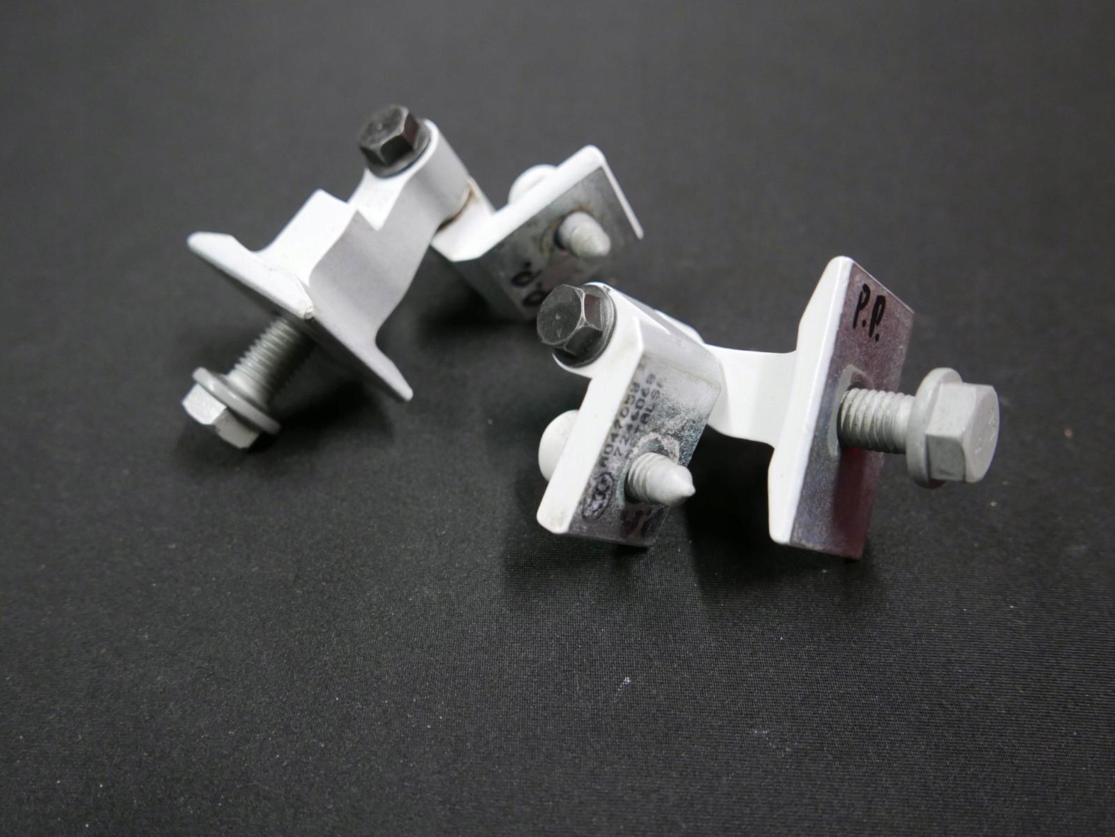 7246066 - BMW F48 петля двері правий передній комплект A300