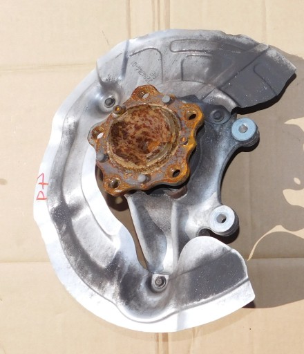 BMW F82 M4 M3 F80 Поворотный кулак СТУПИЦА ПРАВАЯ ПЕРЕДНЯЯ 228400205 7857506 2284744