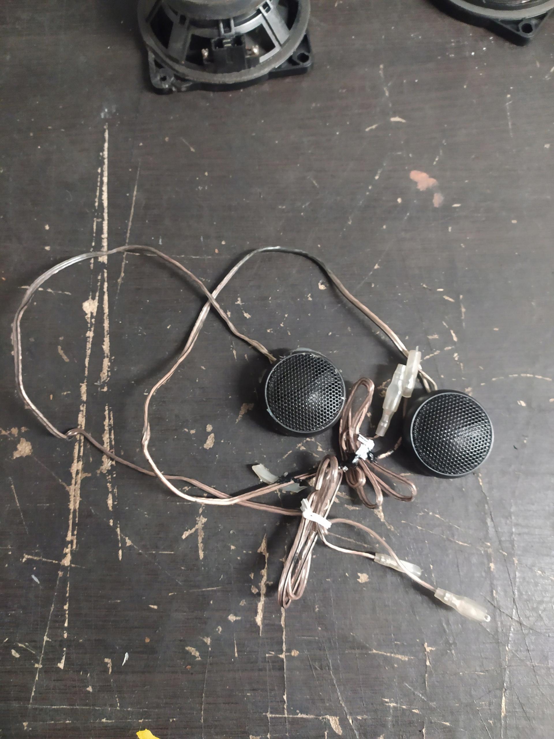 BMW колонки Alpine свистки модель: SPS-110TW