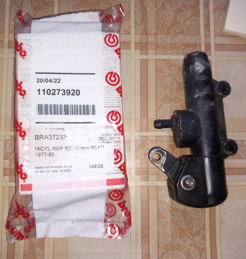 BMW R100 R80 Moto Guzzi главный тормозной цилиндр BRA37233 110273920