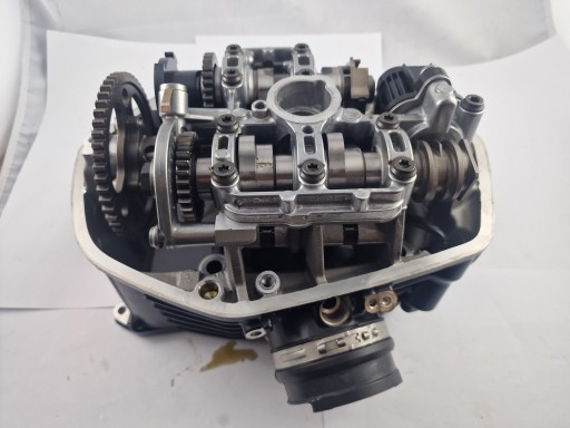 8393769-04 - BMW R1250GS Левая головка + валы + клапана + распредвал OEM: 8393769-04