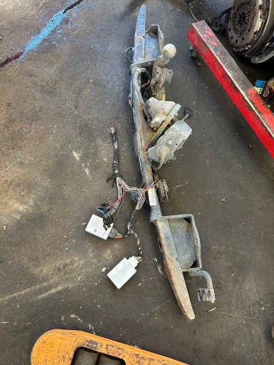 BMW 3 СЕРІЇ COMBI БУКСИРУЮЧИЙ ГАК WESTFALIA 303213600061