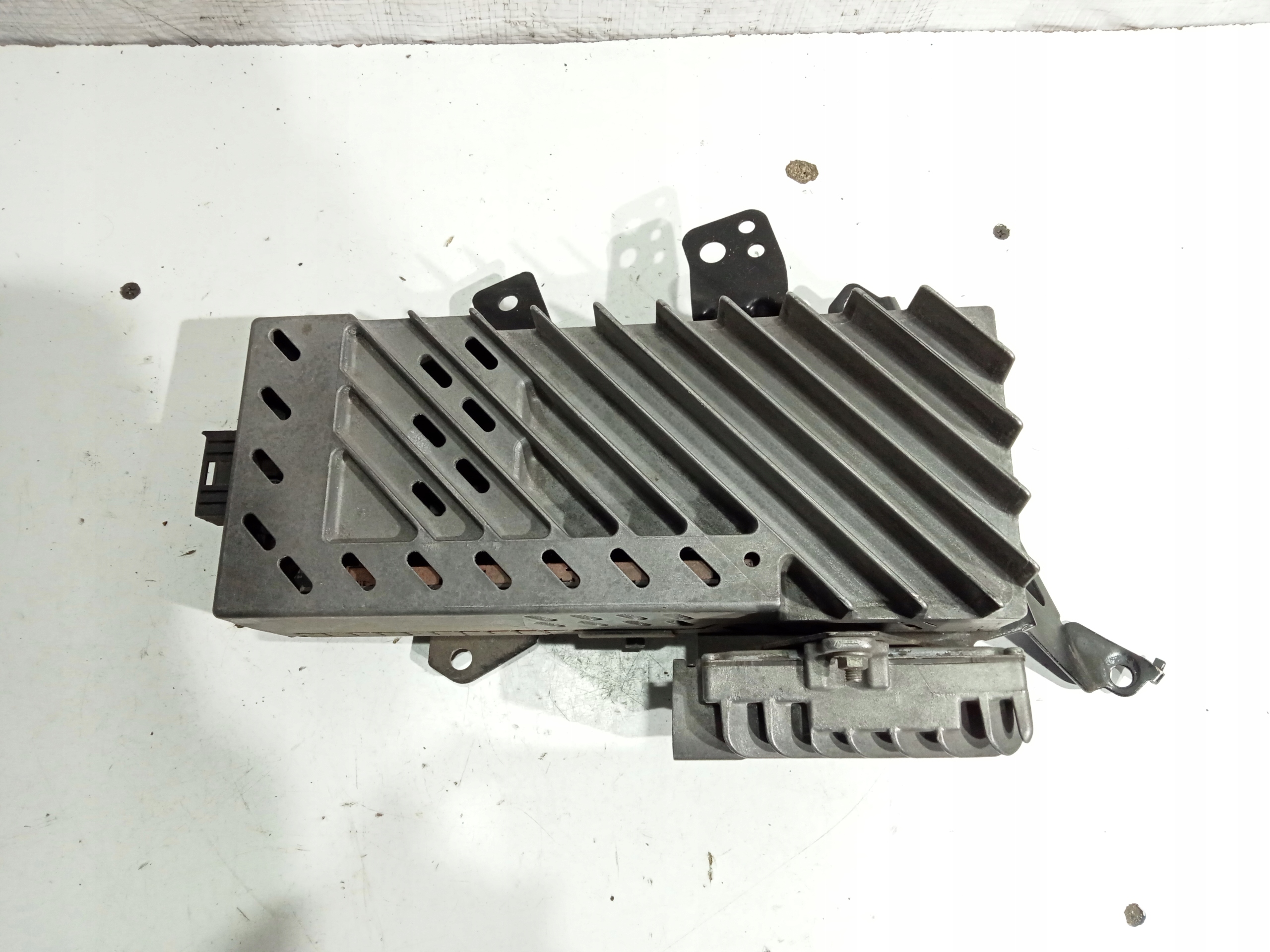 7893412798189724189 - BMW Підсилювач Harman Kardon 9384878 + драйвер