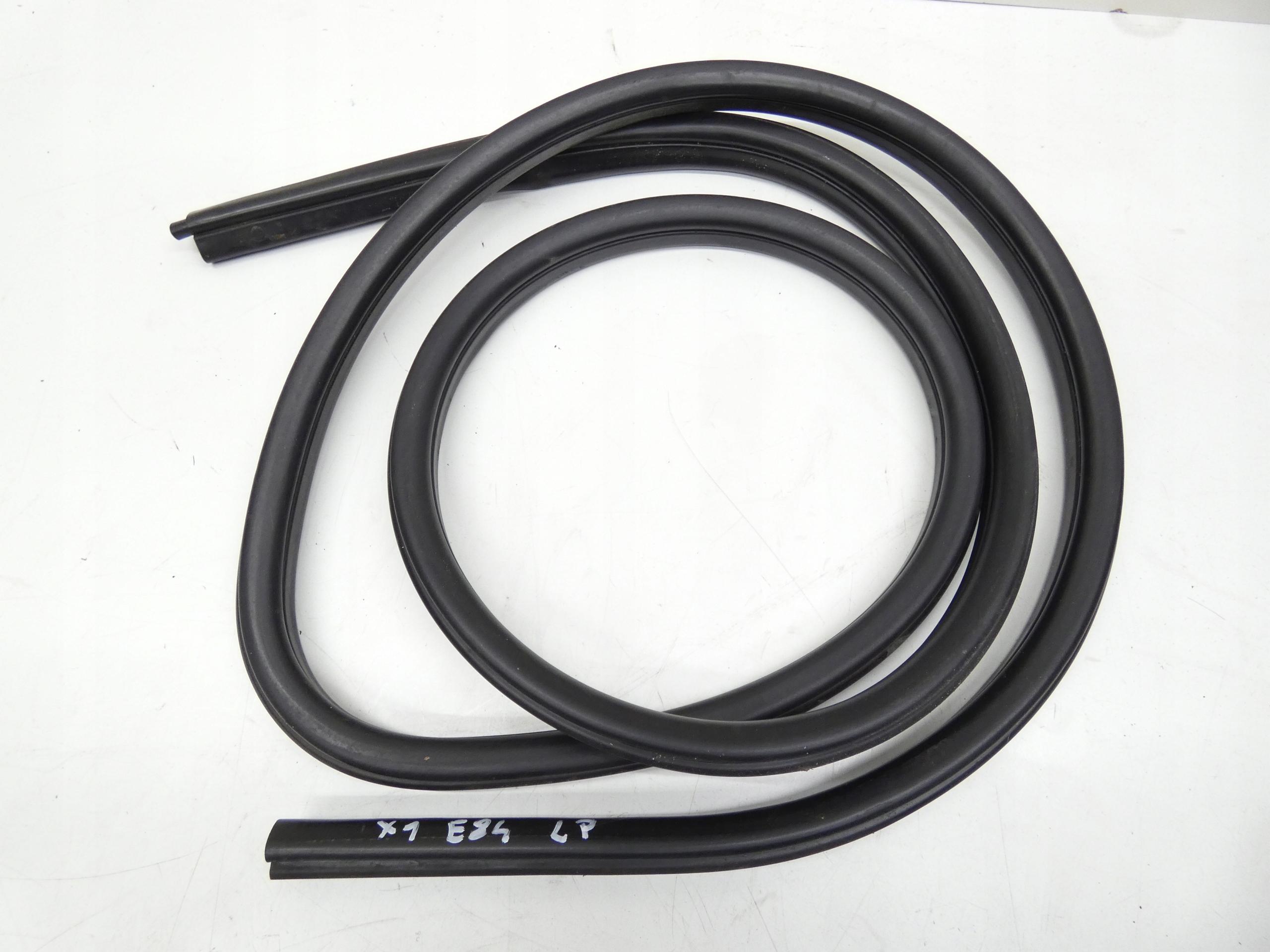 2993435 - BMW X1 E84 ущільнення дверей лівий передній кузов автомобіля