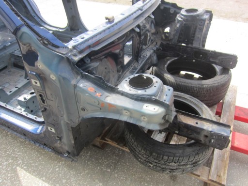 BMW X1 F48 ПЕРЕДНЯ ЧЕТВЕРТЬ ПРАВА ПЕРЕДНЯ РАМА C10 MEDITERRAN FRAME 7427782