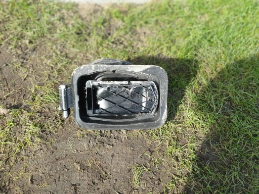 BMW X1 F48 f49 кришка паливного бака 7458867