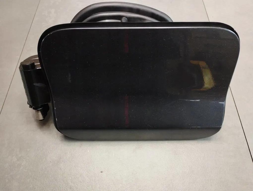 BMW X1 F48 крышка топливного бака 7359171 B39