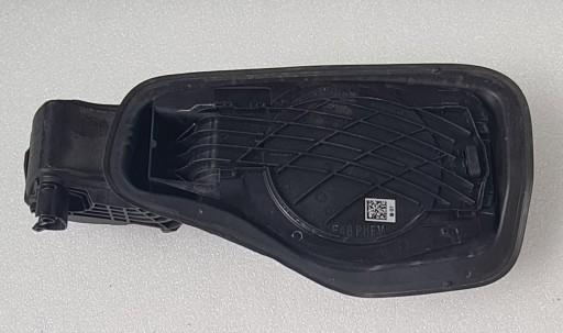 BMW X1 F48 PHEV кришка зарядного пристрою 8496628-05