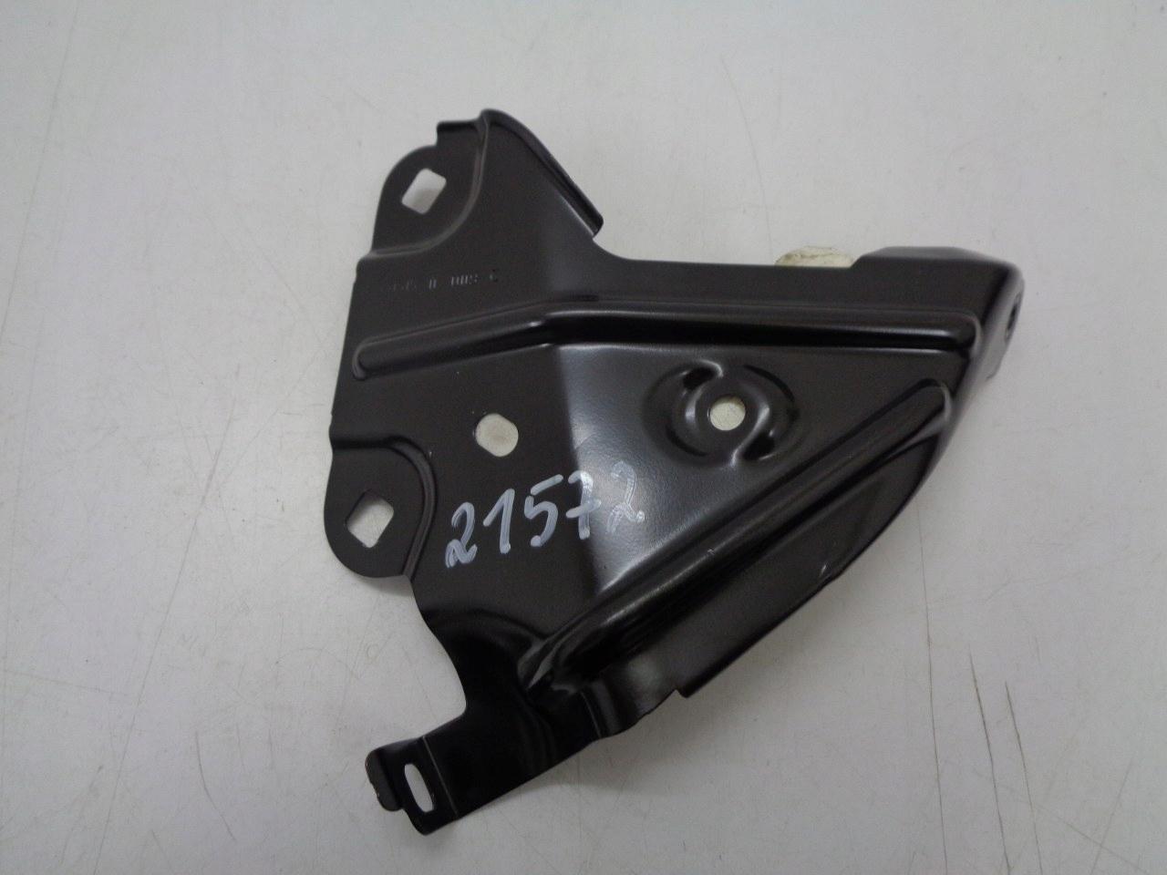 41007427135 - BMW X1 F48 кронштейн крыло левый передний