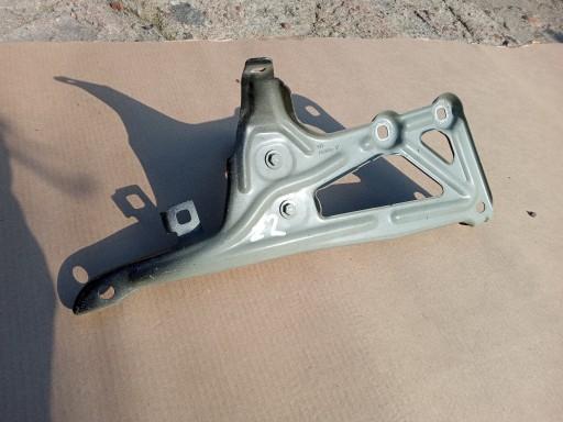 7431008 - BMW X2 F39 18-кронштейн крила RH