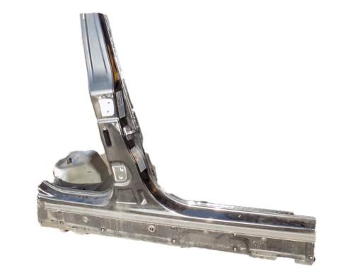 BMW X3 E83 2.5 и 2003-2010 порог правая стойка