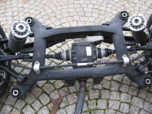 Bmw x3 f25 2, o d задня підвіска завершена.