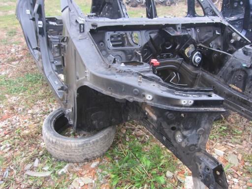 BMW X3 F25 F26 лонжерон правий фартух чверть