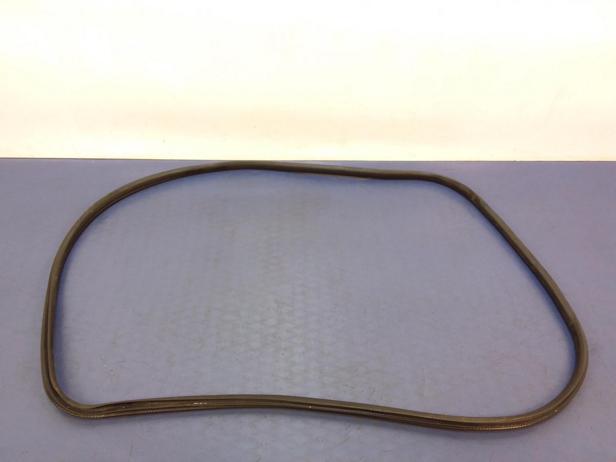 BMW X3 F25 ущільнювач двері передній лівий