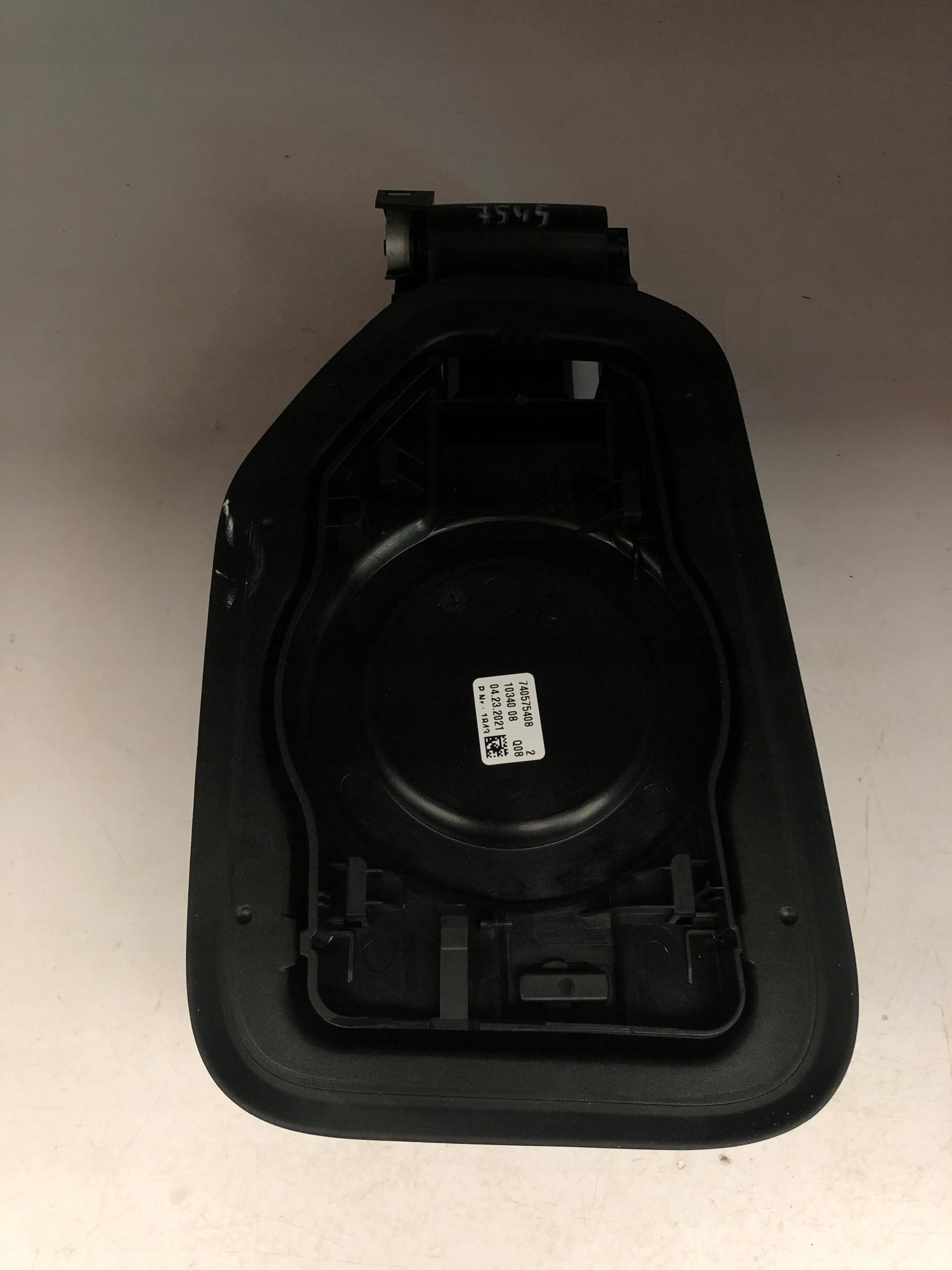 BMW X3 G01 30EX разъем для зарядки 7405754