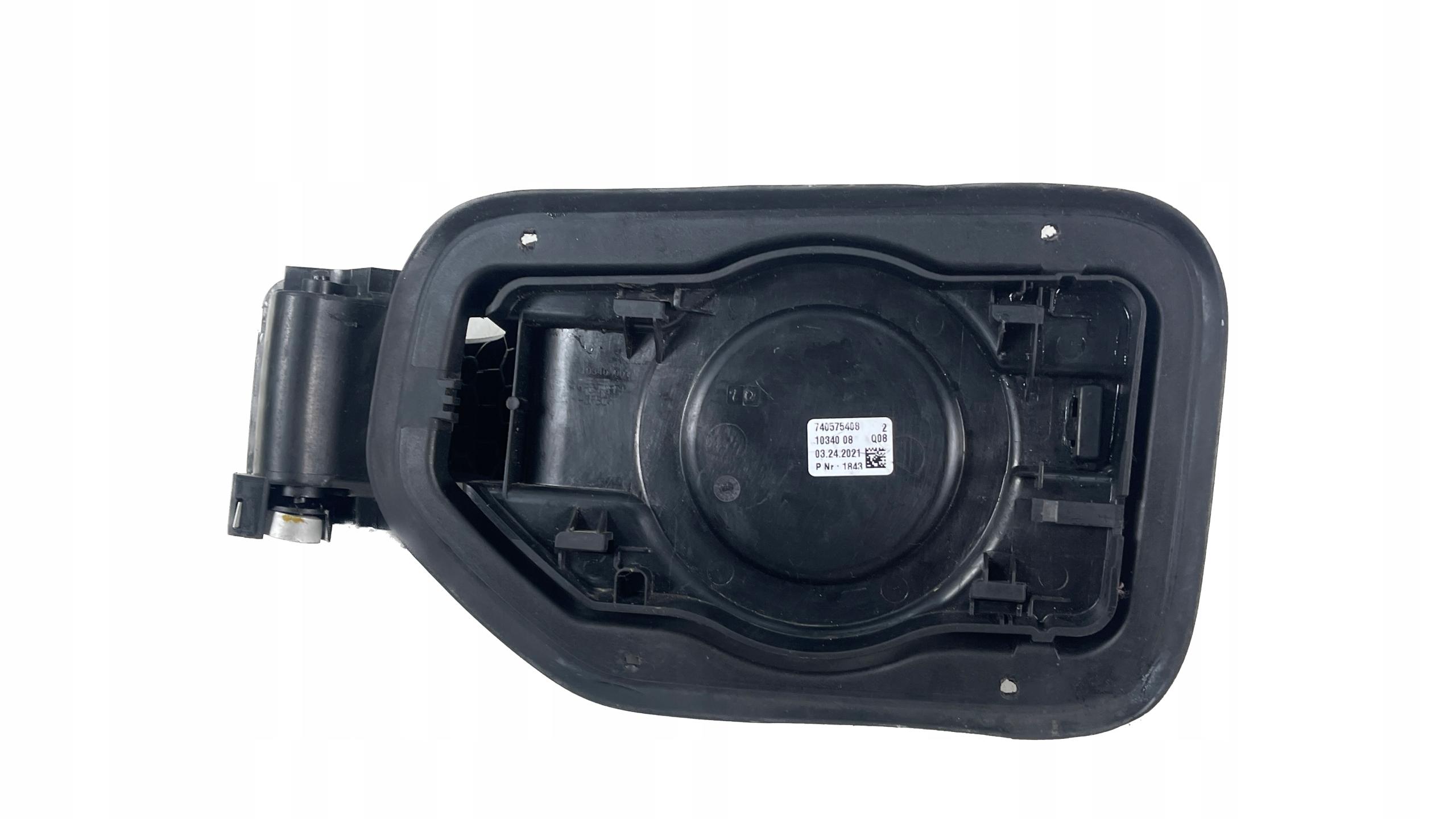 BMW X3 G01 крышка зарядного гнезда 7405754