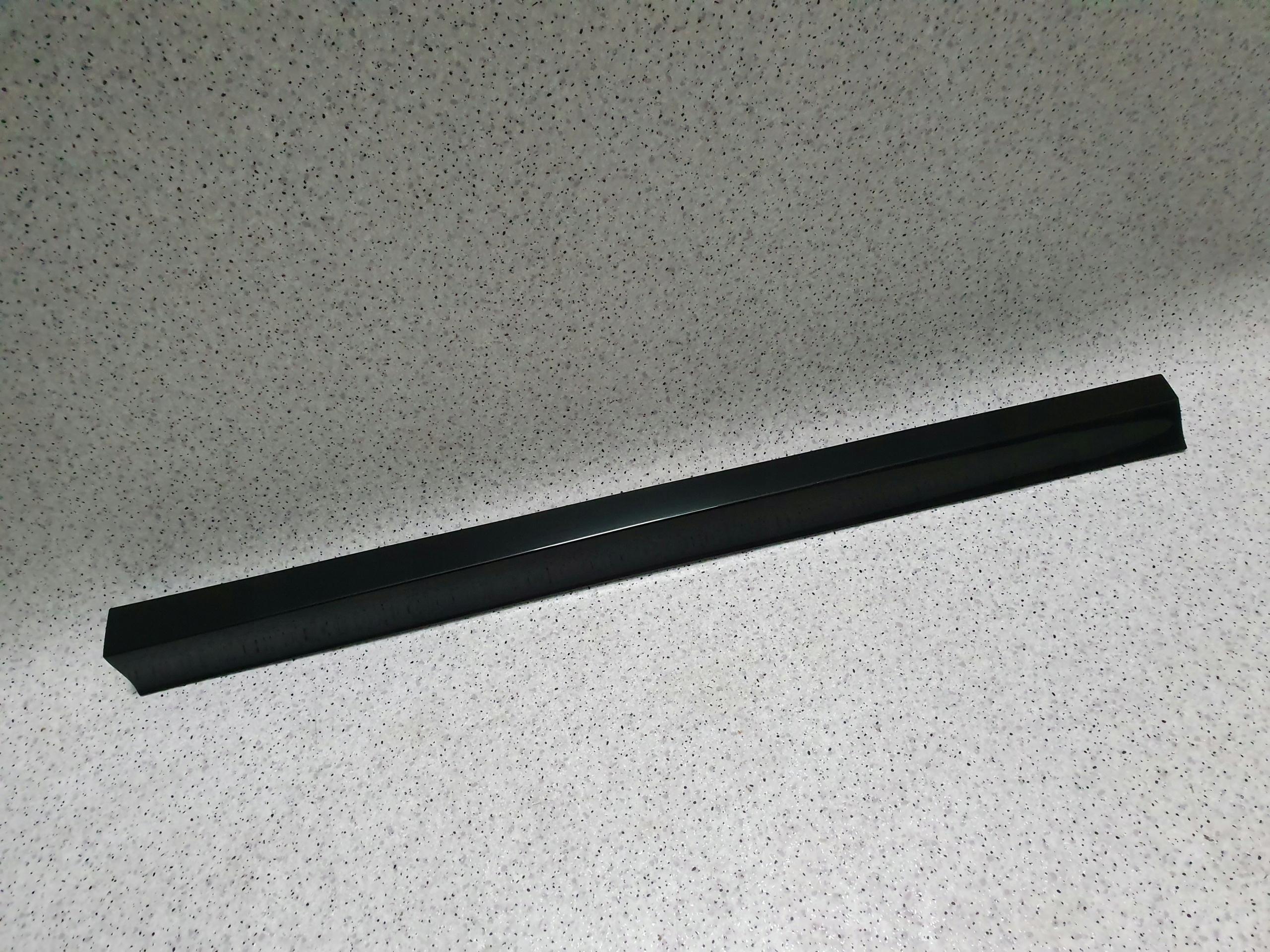 8064795 - BMW X3 G01 молдинг левой двери ПД ПД