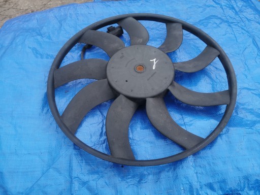 BMW X5 3.0 D вентилятор радиатора 7795757 7558430