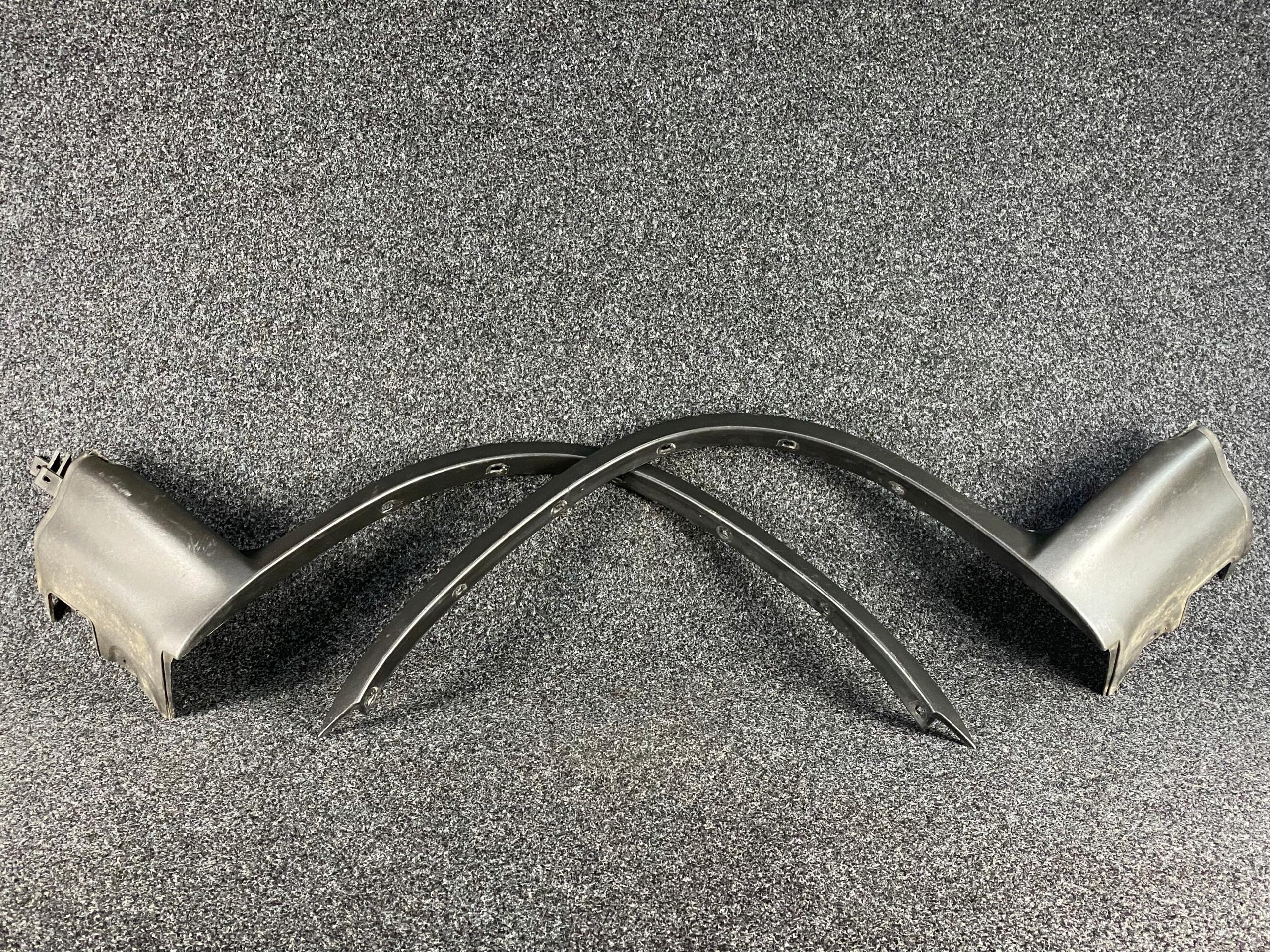 8402333 8402334 - BMW X5 E53 LIFT накладка крыла правая левая передняя