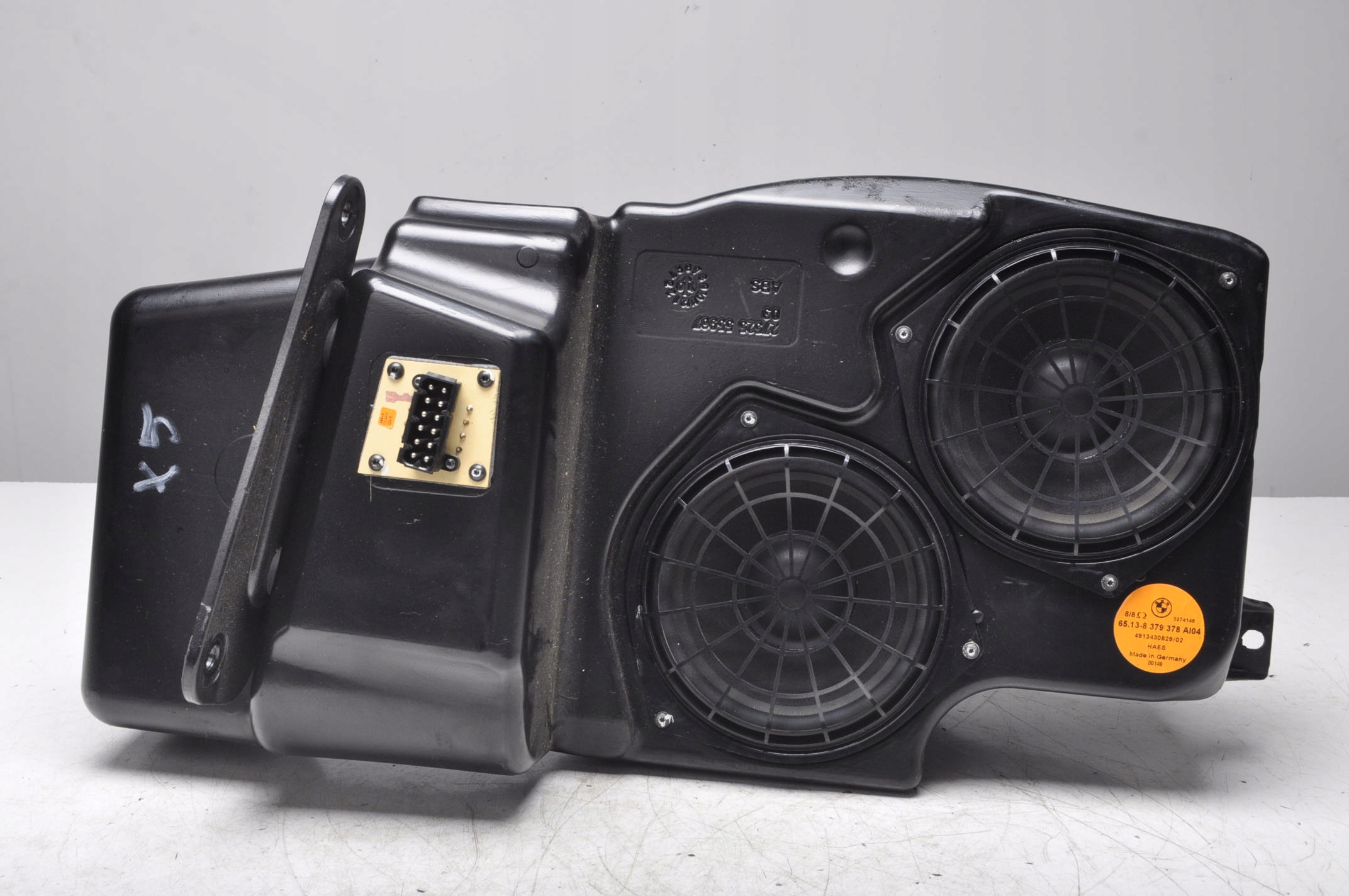 BMW X5 E53 сабвуфер 8379378