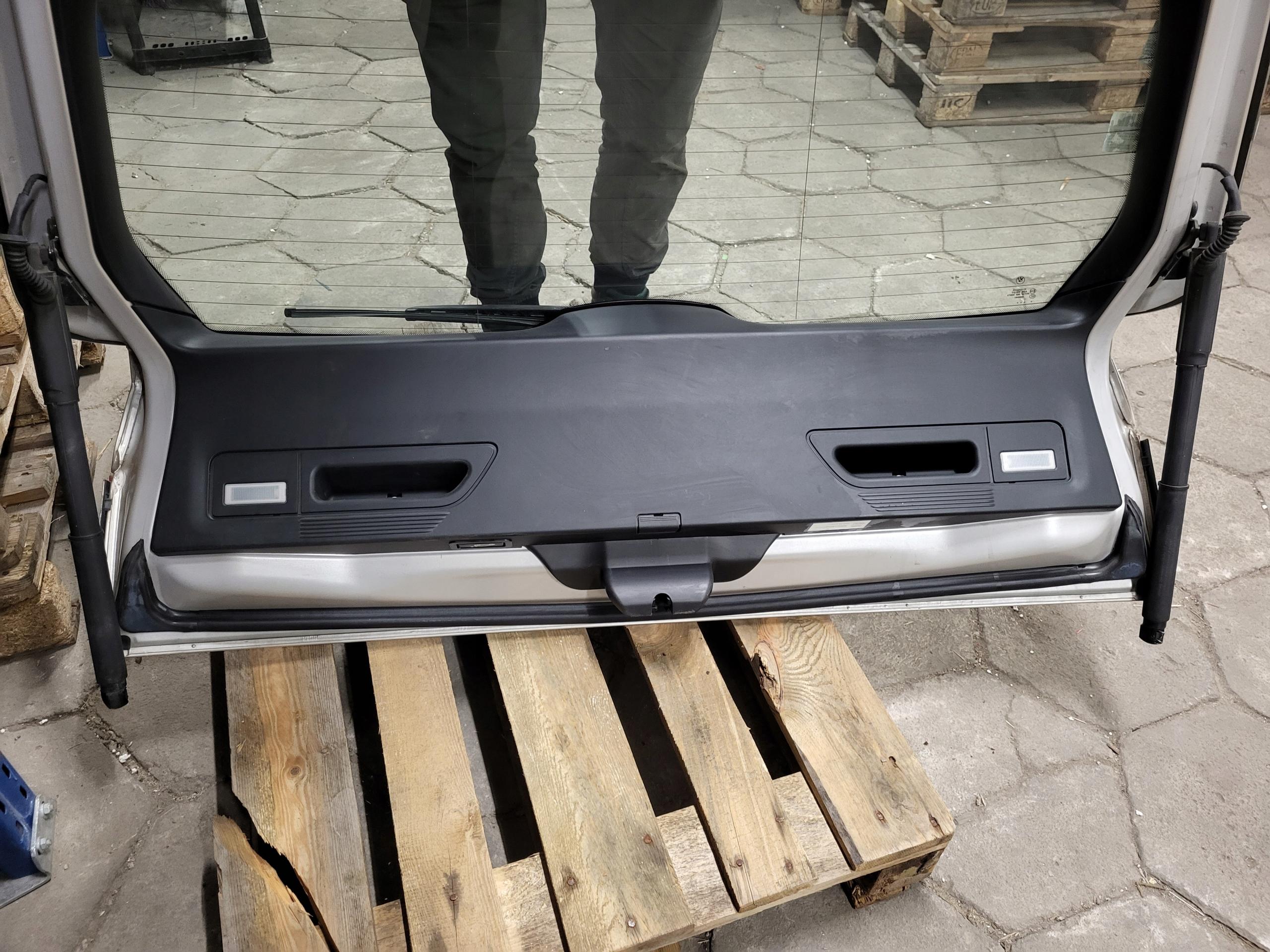 7286115, 7286116 - BMW X5 E70 электрические приводы крышки багажника