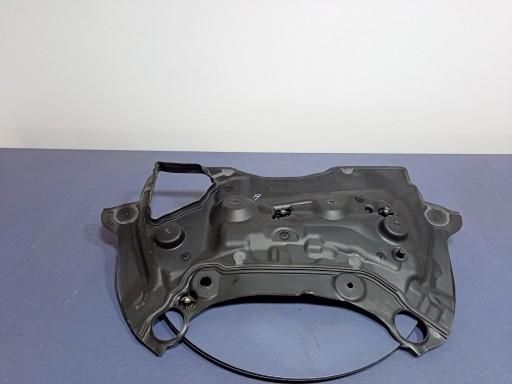 BMW X5 G05 ЦЕНТРАЛЬНА НАКЛАДКА 7424945