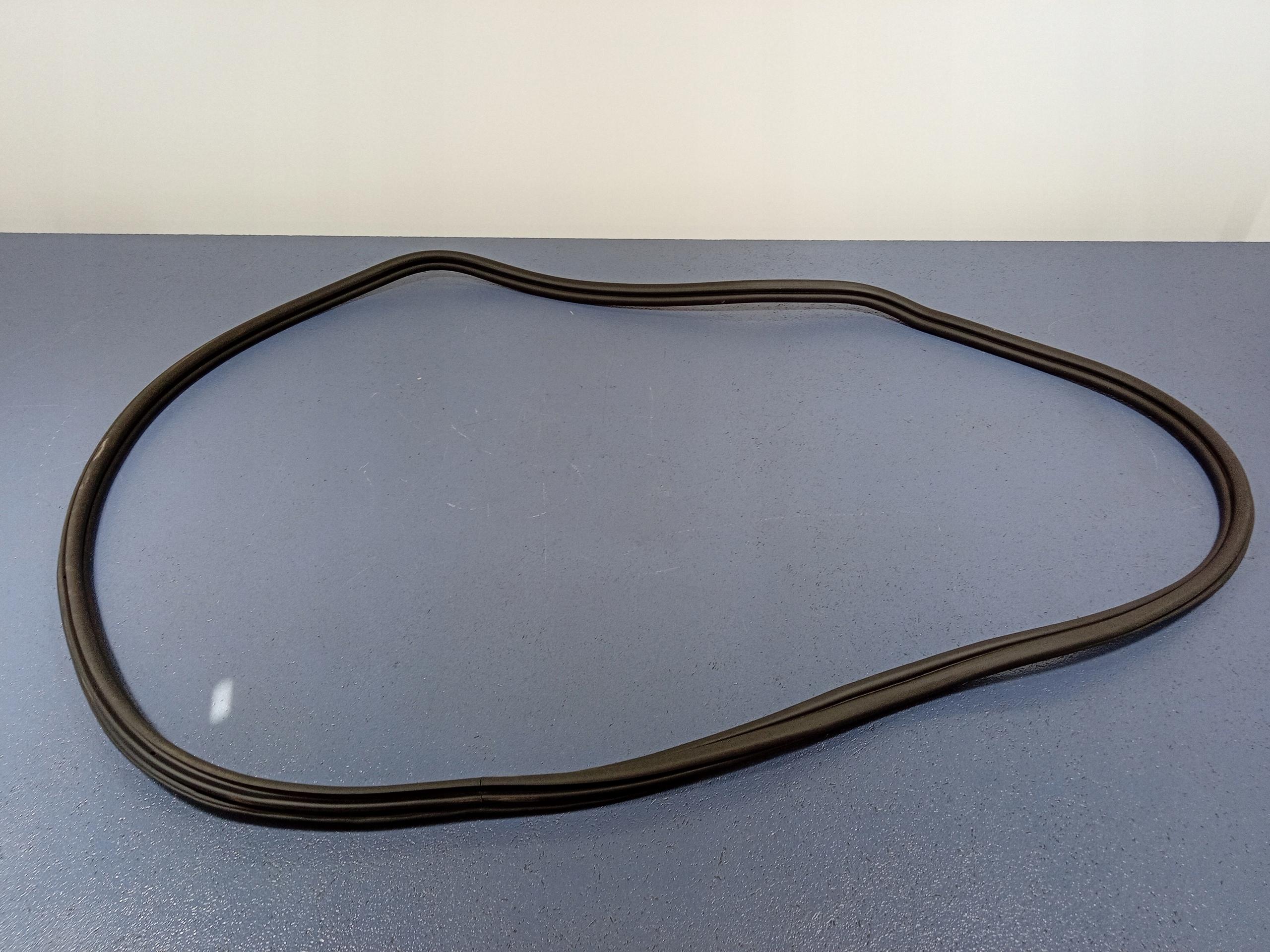 BMW X5 G05 ущільнення дверей зд л 7428696